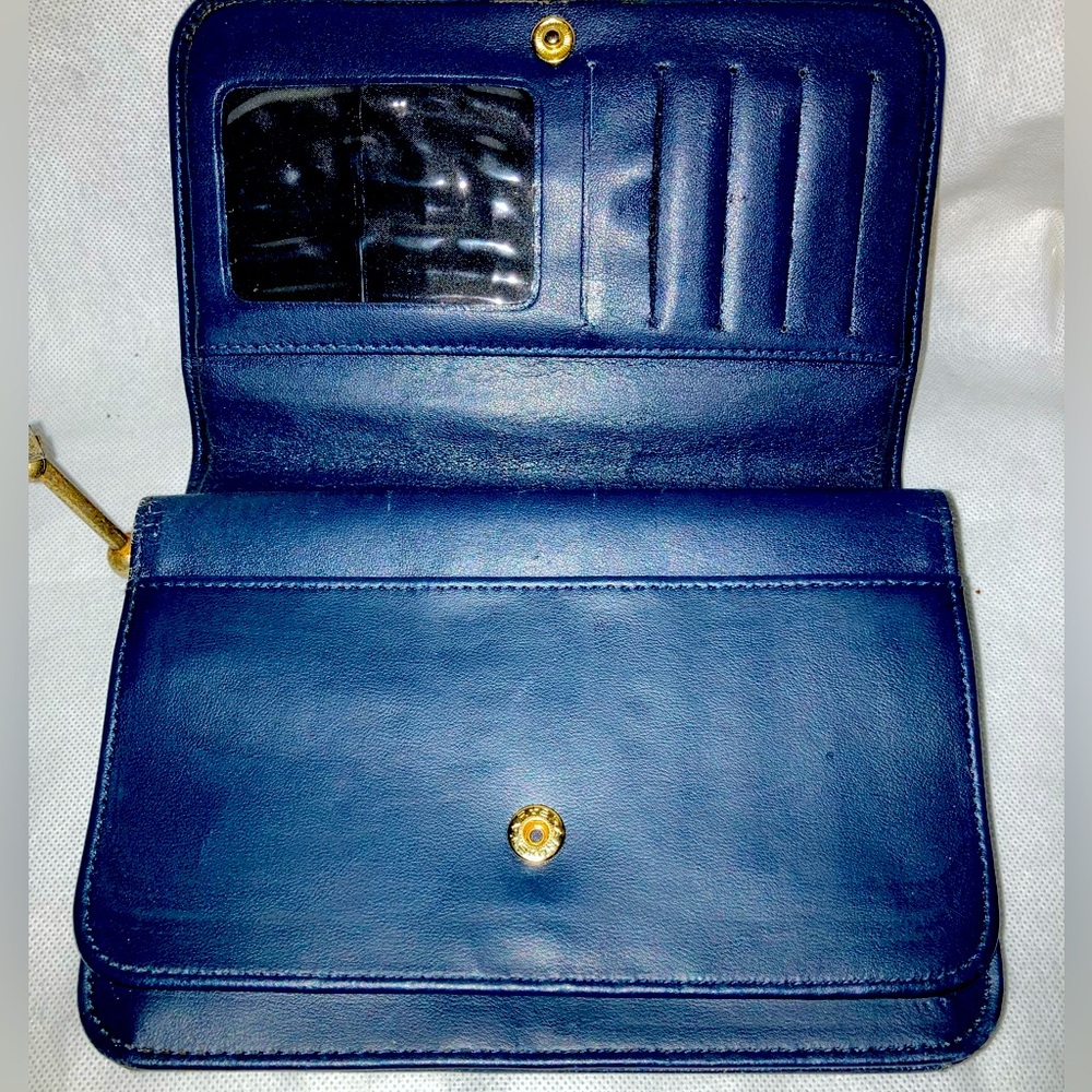 Wallet - Picture 2 of 8